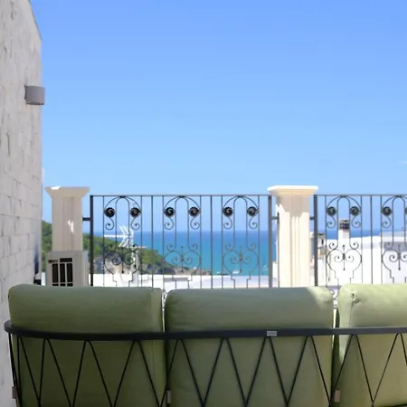 Al Corso Charming Rooms Peschici Exterior photo
