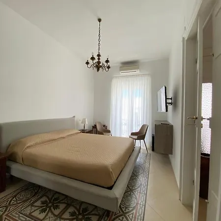 Al Corso Charming Rooms Peschici Exterior photo